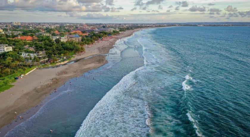 The Aroma'S Of Bali Hotel & Residence Legian Exteriör bild