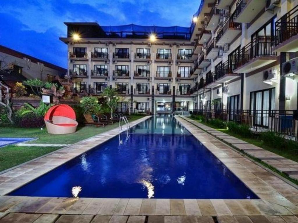 The Aroma'S Of Bali Hotel & Residence Legian Exteriör bild